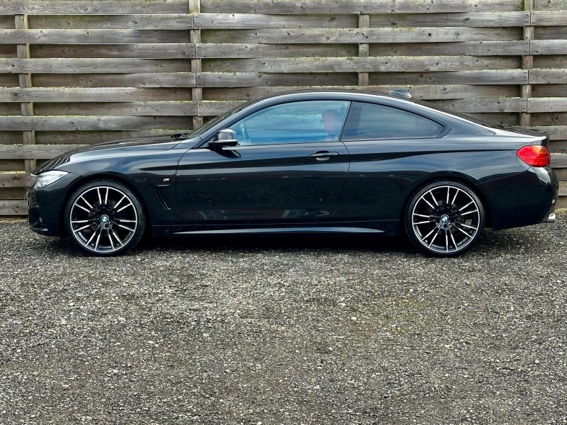 BMW 4 SERIES