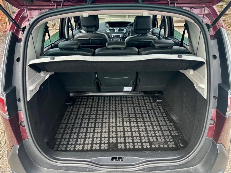 RENAULT SCENIC
