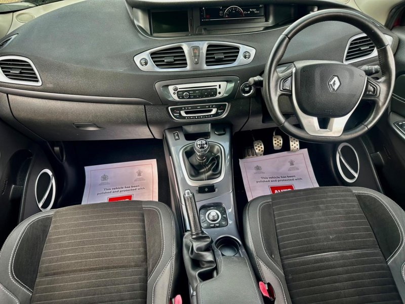 RENAULT SCENIC