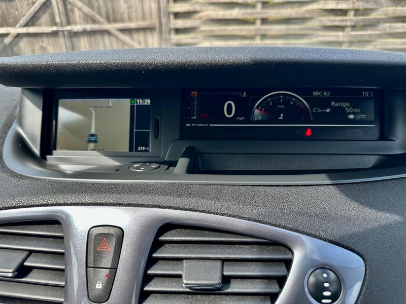 RENAULT SCENIC